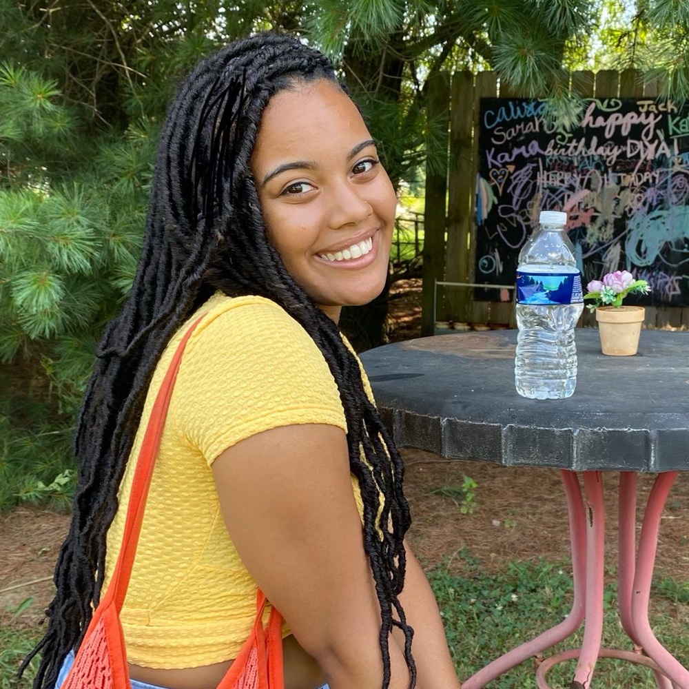 Meet your Posher, Zoe